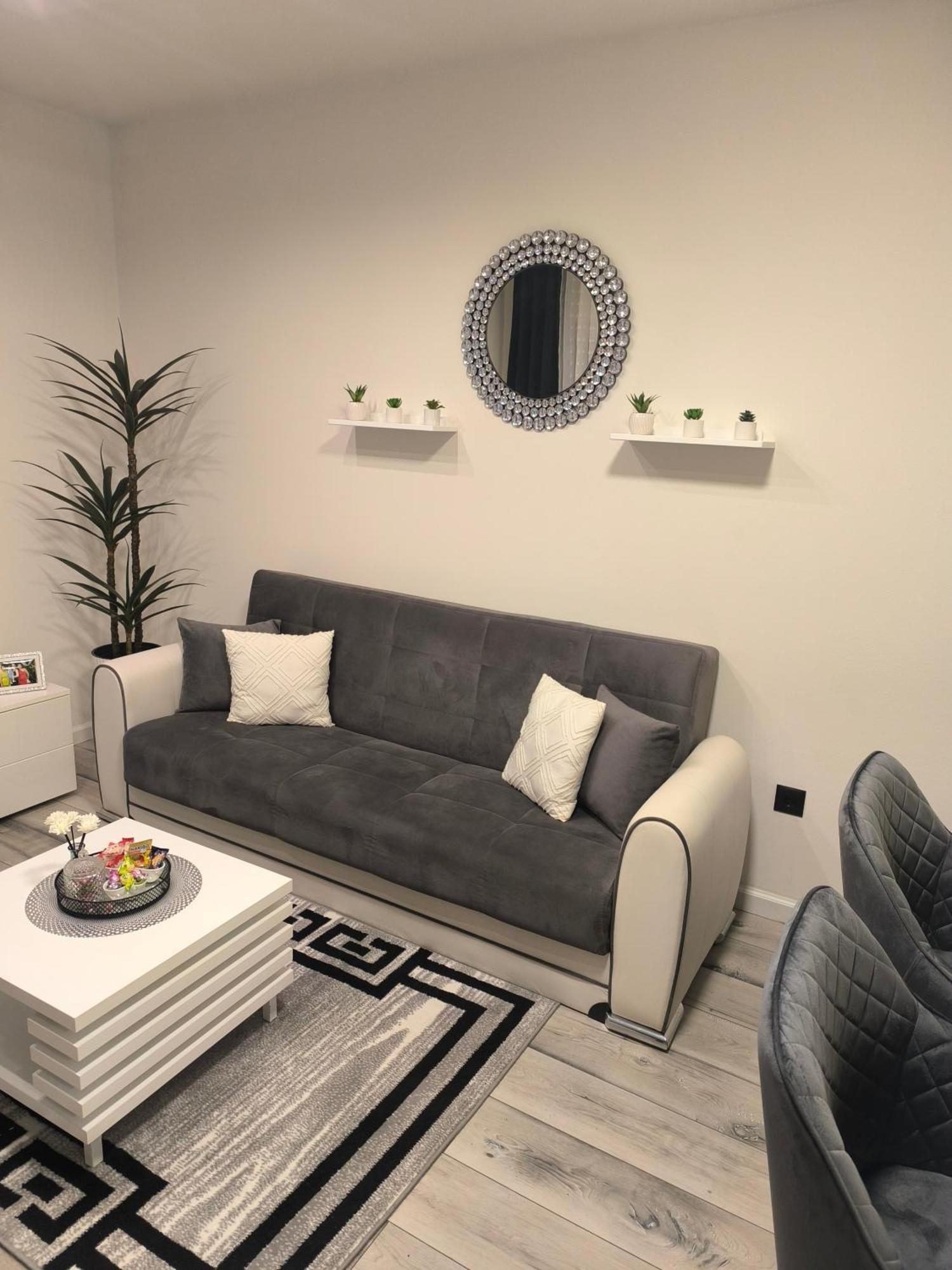 Apartman Rex Svinisce Dış mekan fotoğraf
